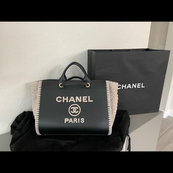 Chanel large Deauville bag with crochet. Extremely rare bag! - Picture 2 of 10